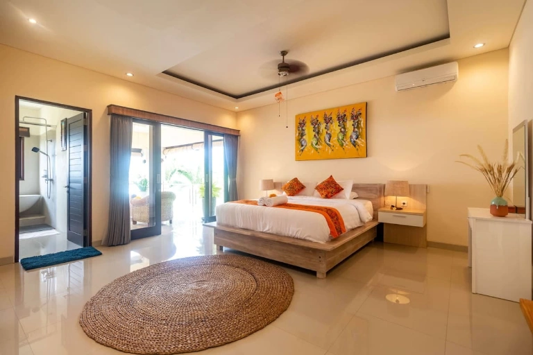 Villa For Rent 4 Bed In Tumbak Bayuh,Badung Bali, 4-bed villa for rent in Pererenan – photo 13 of 15