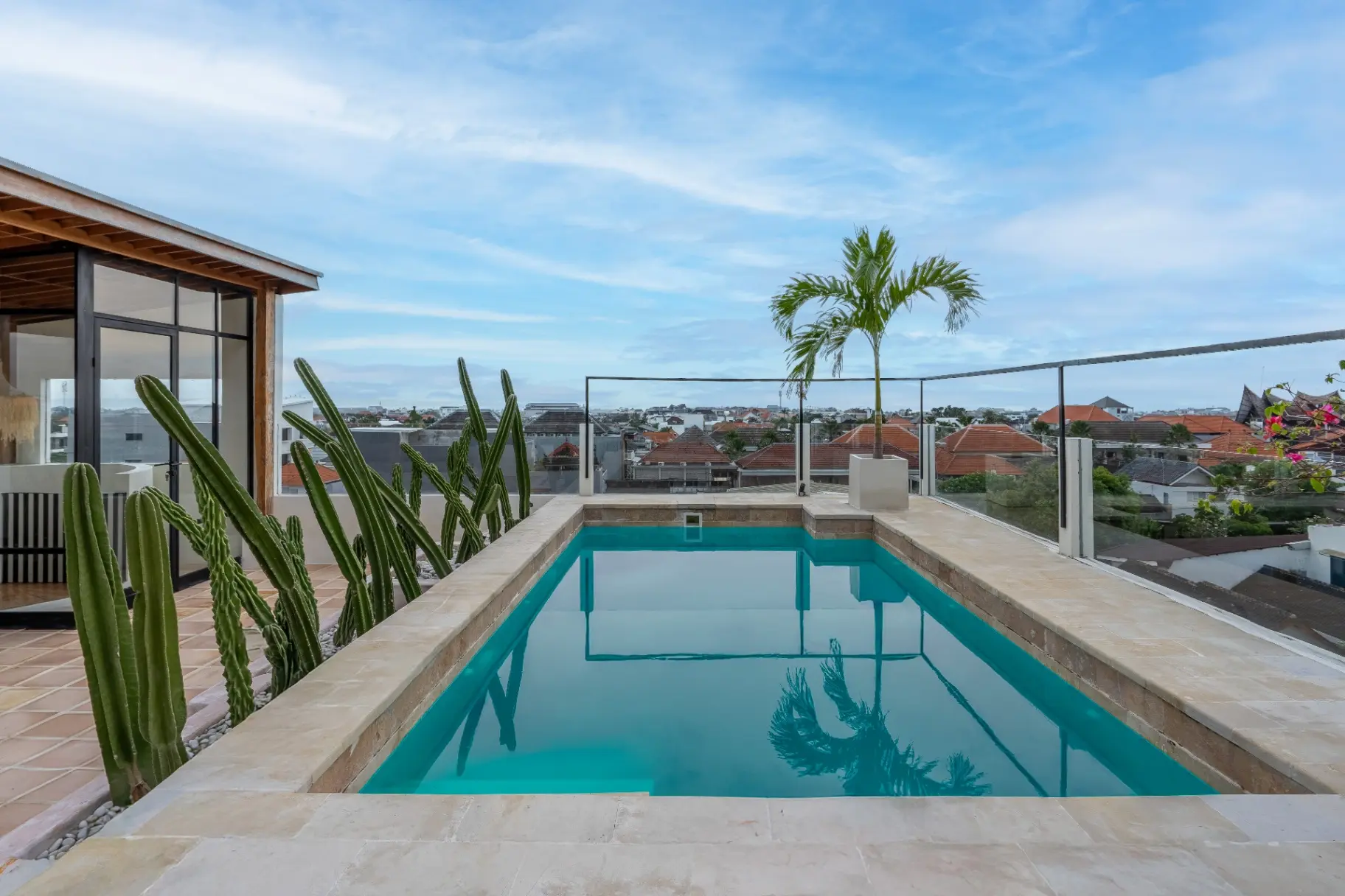 Leo Villa - 2 Bedroom with Rooftop Pool, Berawa, 2-bed villa for rent in Canggu – photo 8 of 15