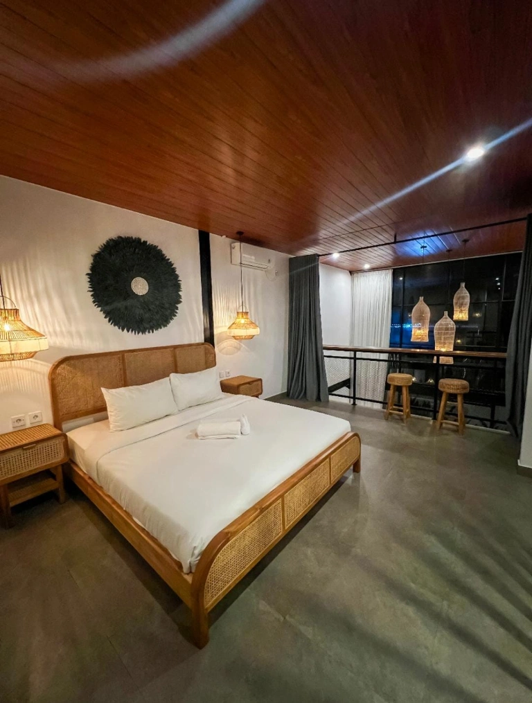 Modern 1-Bedroom Villa in Canggu - Walking to Batu Belig Beach, 1-bed villa for rent in Canggu – photo 3 of 5