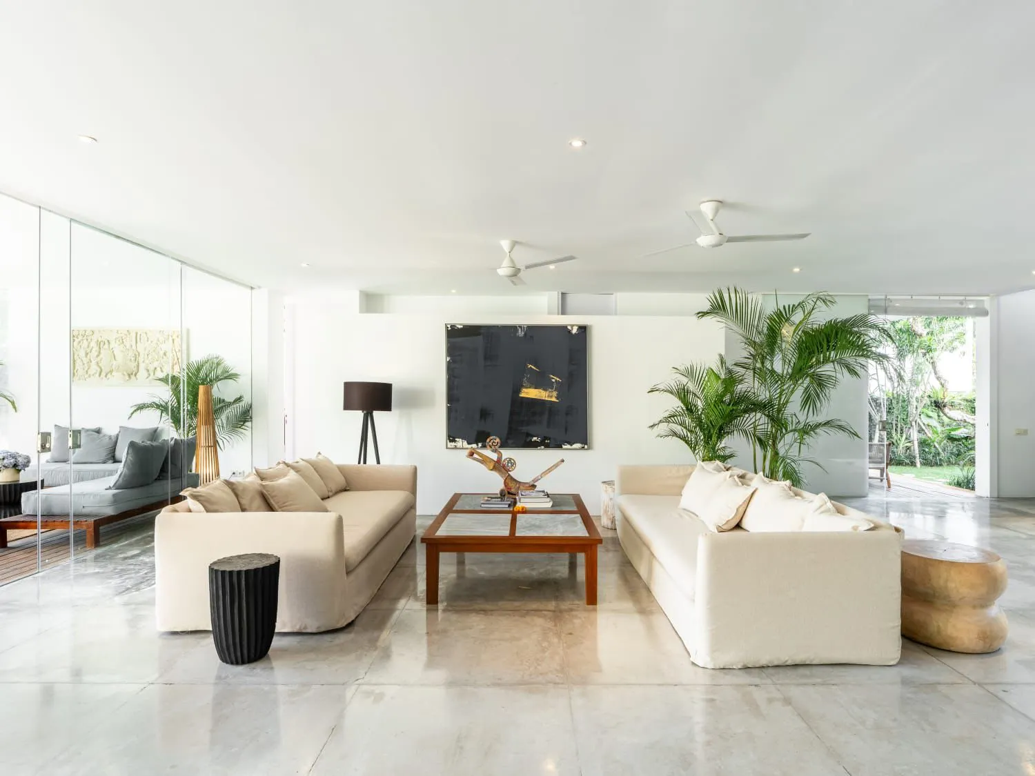 5 Bedrooms Luxury Villa Walking Distance to Echo Beach, 5-bed villa for rent in Canggu – photo 11 of 15