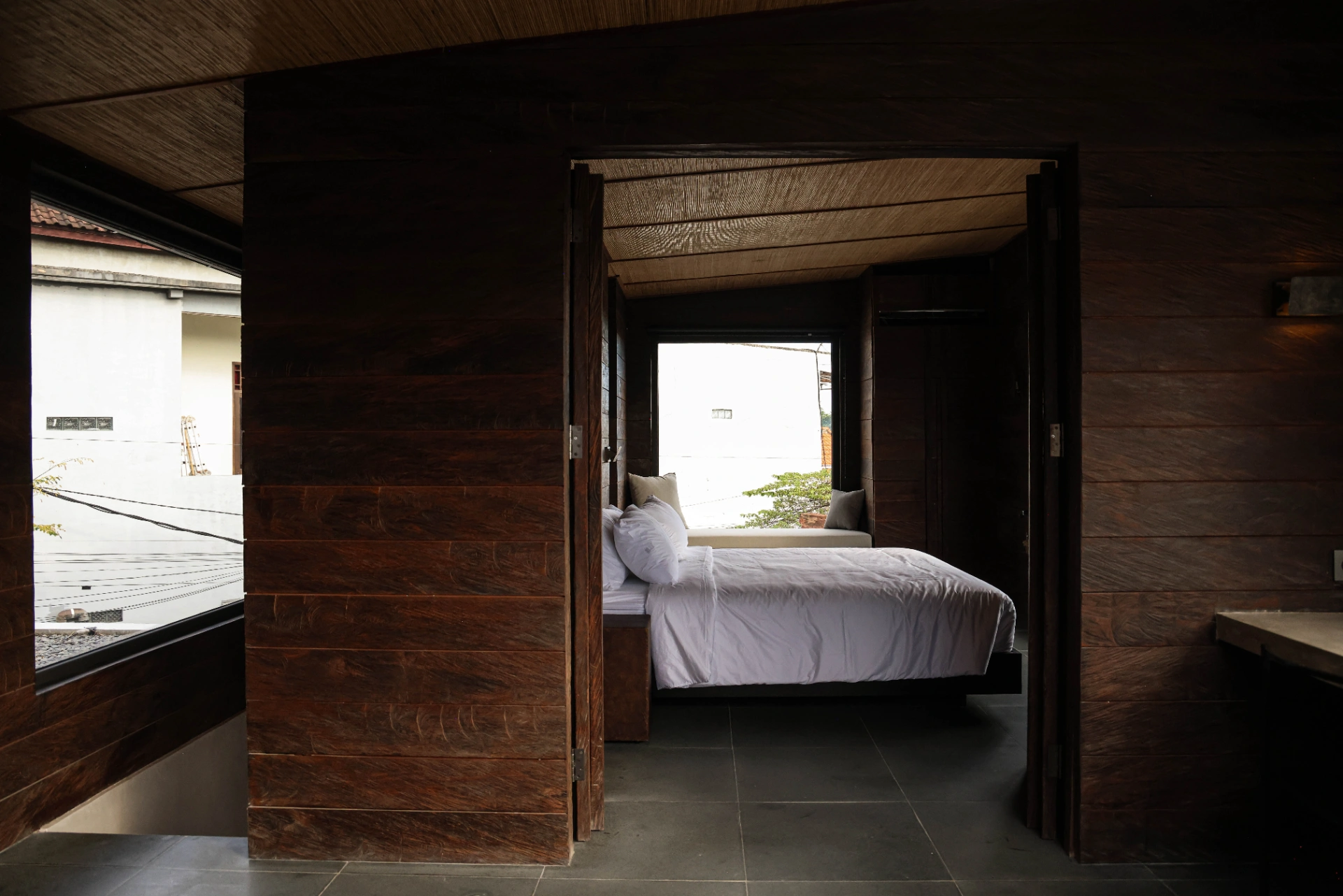 Villa Forma - Luxurious Brand New 2 Bedroom Industrial Villa in Canggu, 2-bed villa for rent in Canggu – photo 12 of 15
