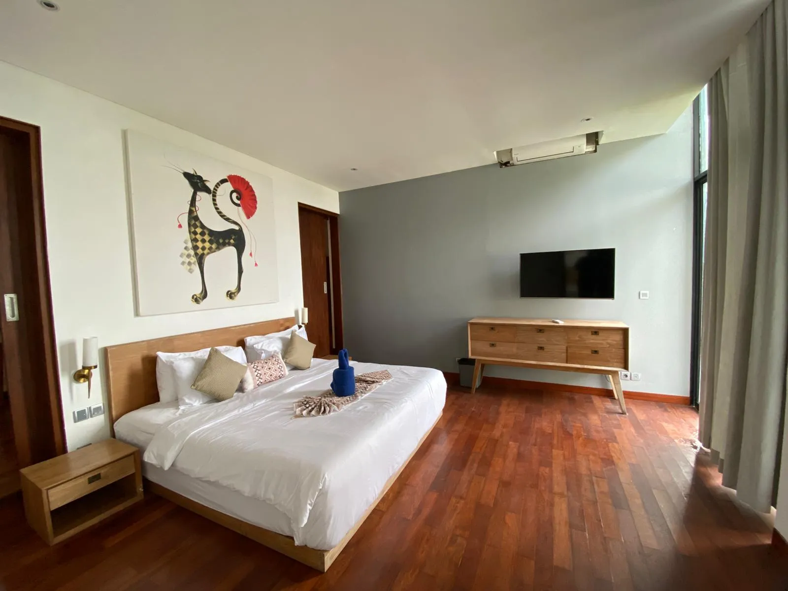 Villa Pertama - Huge 4 Bedroom Villa with Stunning Ocean View in Ungasan, 4-bed villa for rent in Uluwatu – photo 3 of 15