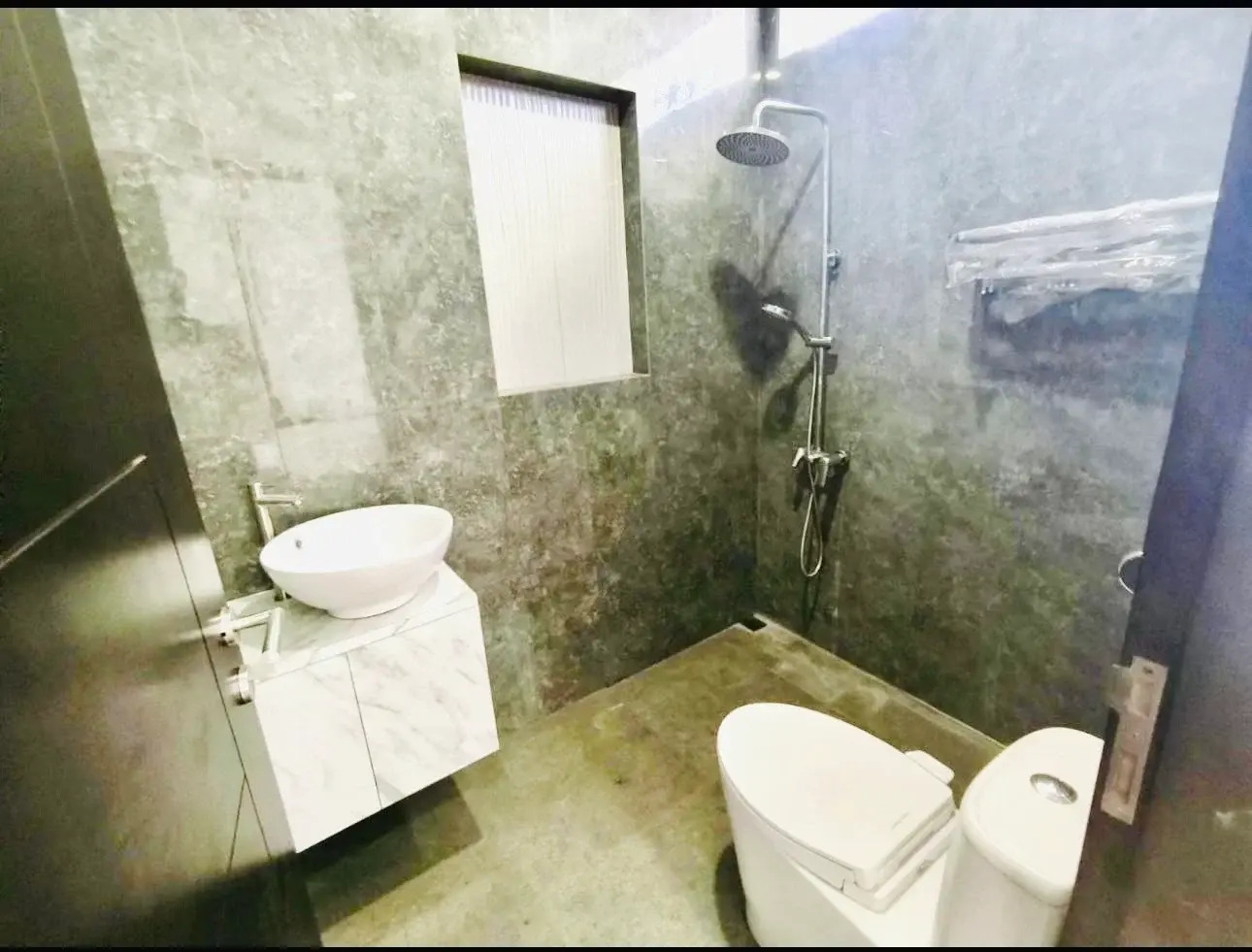 3 Bedrooms Villa in Kerobokan, 3-bed villa for rent in Seminyak – photo 13 of 14