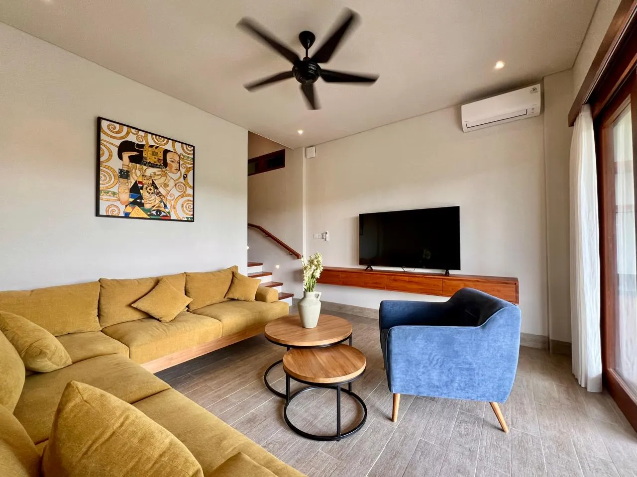 Storied 2BR Villa w/ Sunset Views and Home Office, 2-bed villa for rent in Ubud – photo 3 of 15