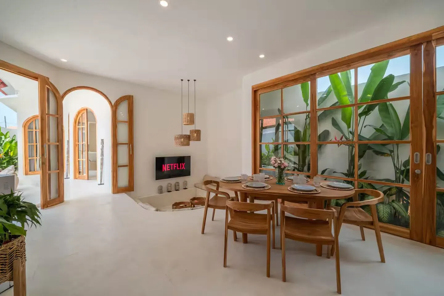 3 Bedrooms Villa in Canggu, 3-bed villa for rent in Canggu – photo 12 of 15