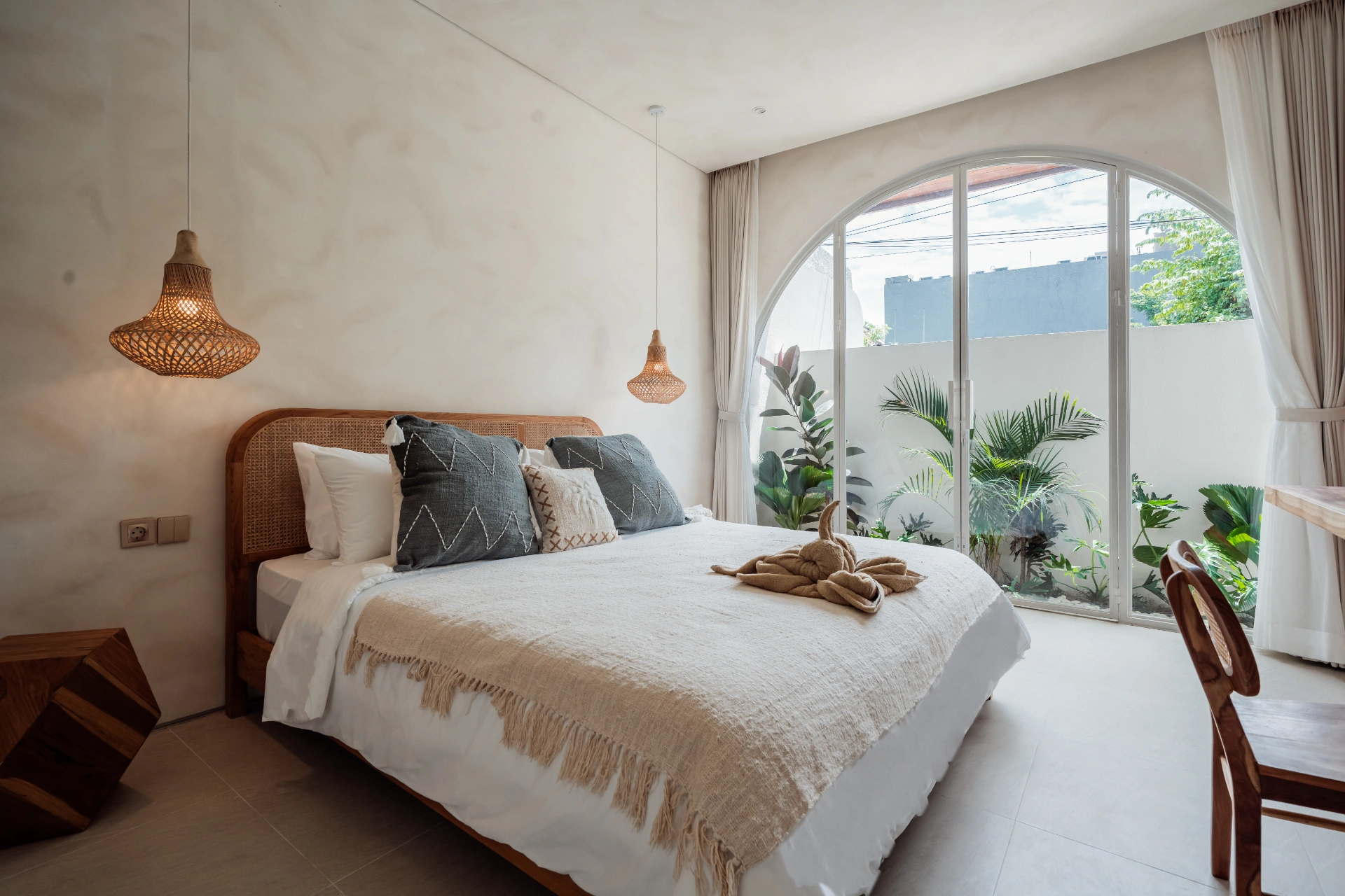 Brand-New 2BR Villa in Berawa – Prime Location, Quiet Surroundings, 2-bed villa for rent in Canggu – photo 8 of 15