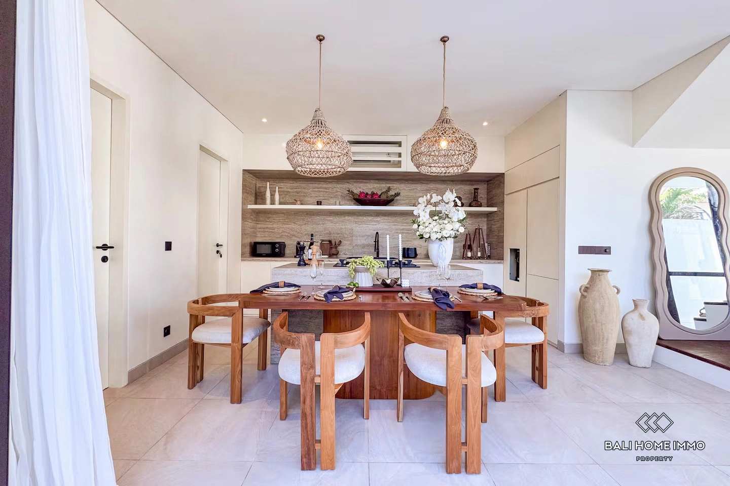 Stunning 2 Bedrooms Villa for Rent in Bingin - Walk Distance to Beach, 2-bed villa for rent in Uluwatu – photo 4 of 12