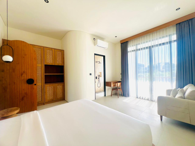 Mediterranean Villa in Prime Berawa – for Sale & Rent, 2-bed villa for rent in Canggu – photo 6 of 15