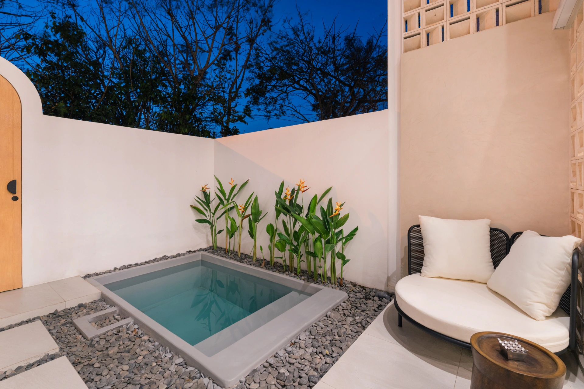 Villa 21 - Pool Villa, Near Nyang Nyang Beach, 1-bed villa for rent in Uluwatu – photo 5 of 15