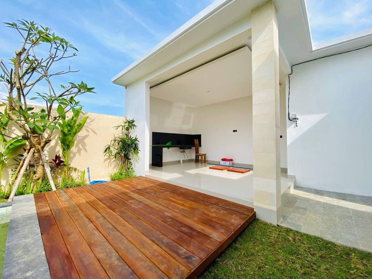 2 Bedroom Modern Balinese Villa in Lyma Beach, 2-bed villa for rent in Pererenan – photo 3 of 15