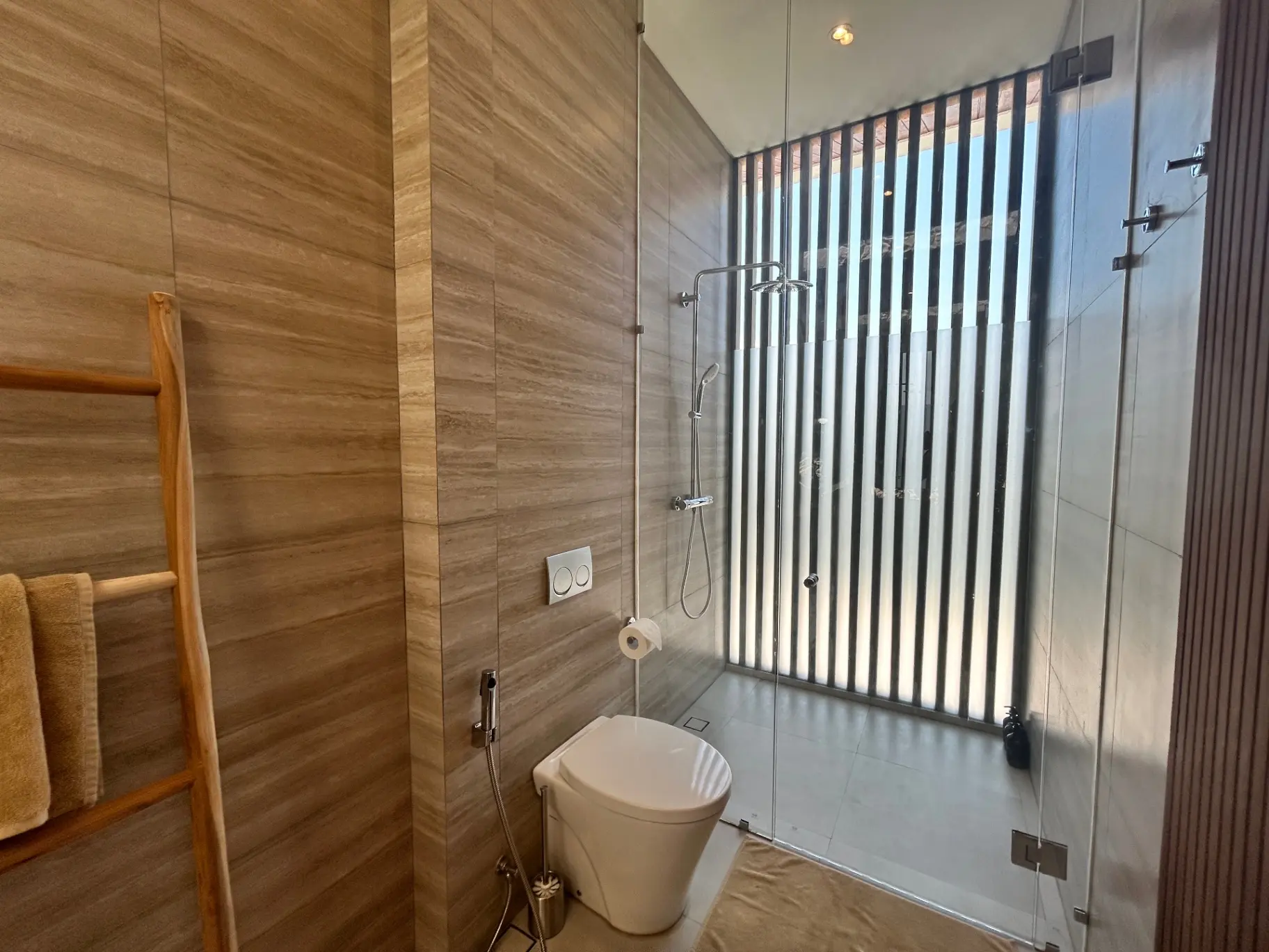 Modern 2BR Villa w/ Ocean Views and Private Pool, 2-bed villa for rent in Uluwatu – photo 13 of 15