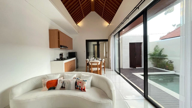 2BR Umalas 2 Casa Della, 2-bed villa for rent in Canggu – photo 3 of 15