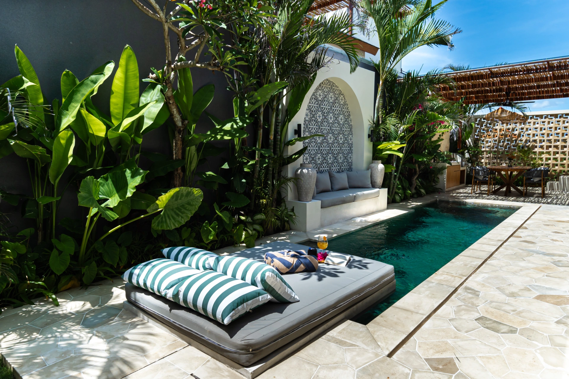 Villa Rasa Rasa - Cozy 2BR Villa Rooftop & Paddy View Seseh Beach, 2-bed villa for rent in Seseh – photo 6 of 15