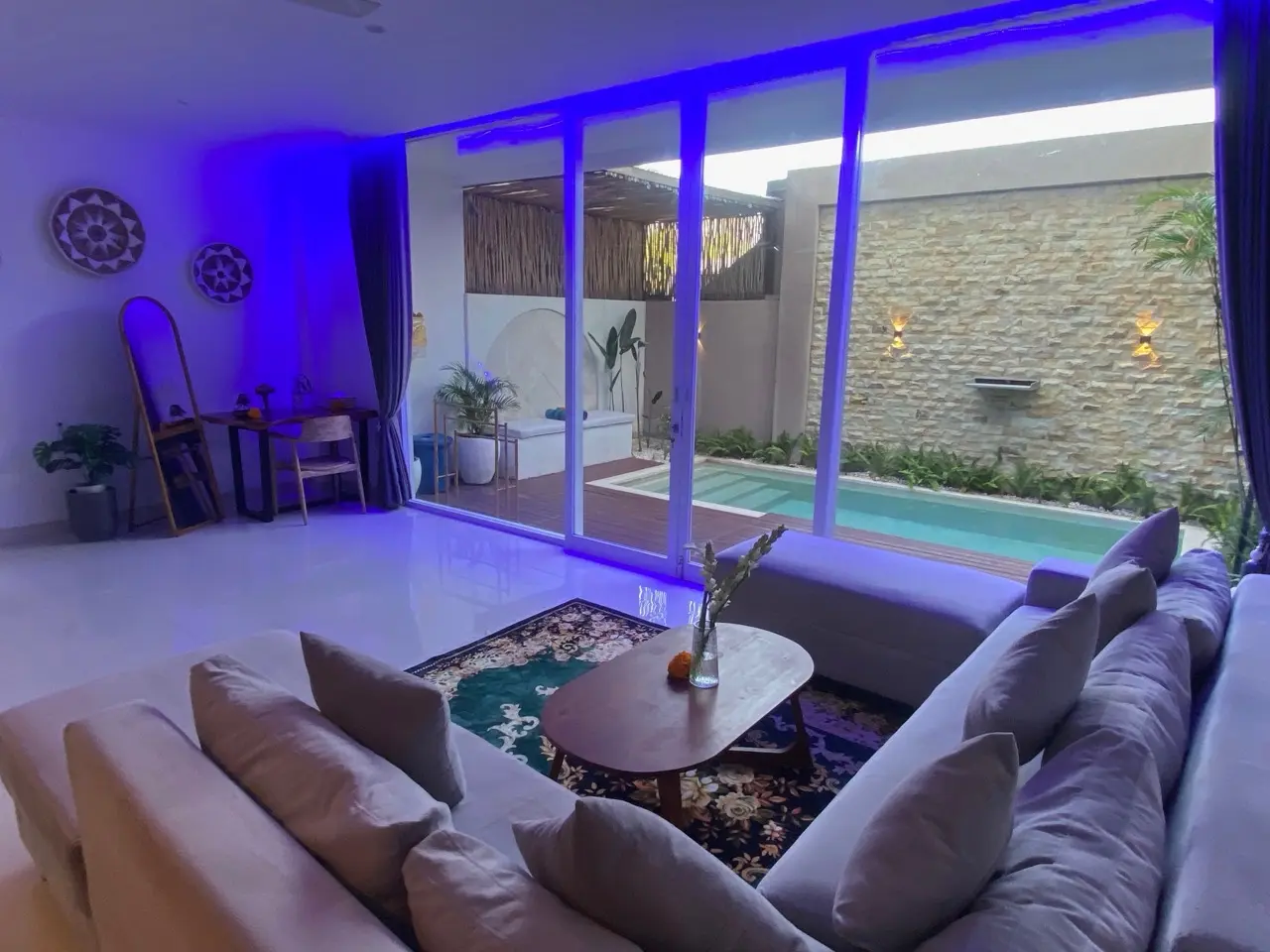 NEWLY RENOVATED - 2 Bedroom Modern Pool Villa in CANGGU, 2-bed villa for rent in Canggu – photo 13 of 15