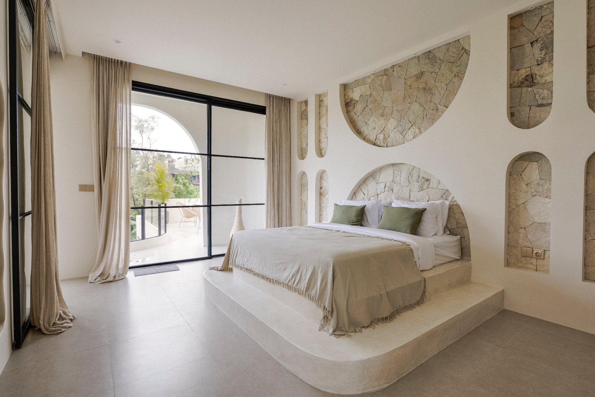 Aesthetic Meditteranean villa Canggu, 2-bed villa for rent in Canggu – photo 3 of 15