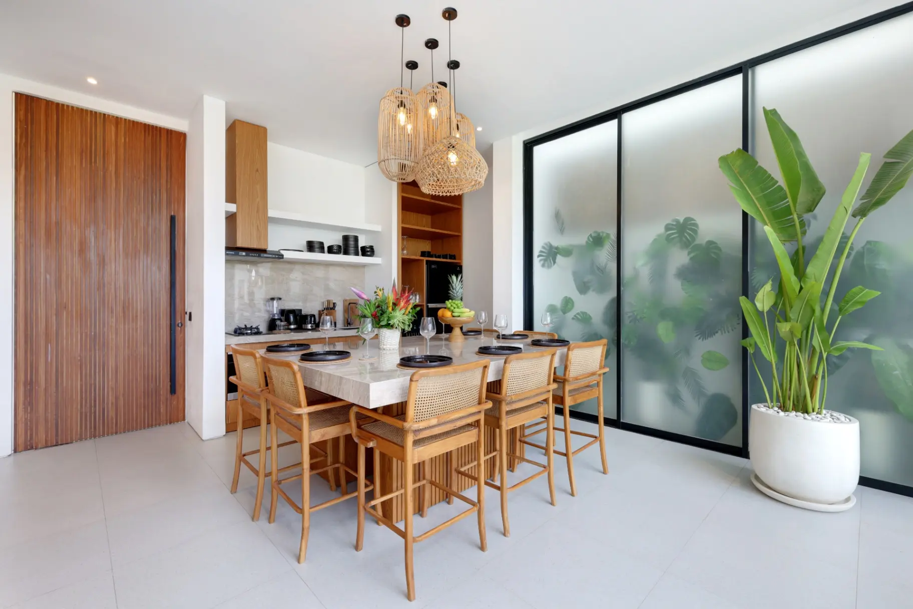 3BR Aquamarine Villa II Canggu Batu Bolong/rooftop pool/garden/central Canggu!, 3-bed villa for rent in Canggu – photo 7 of 15