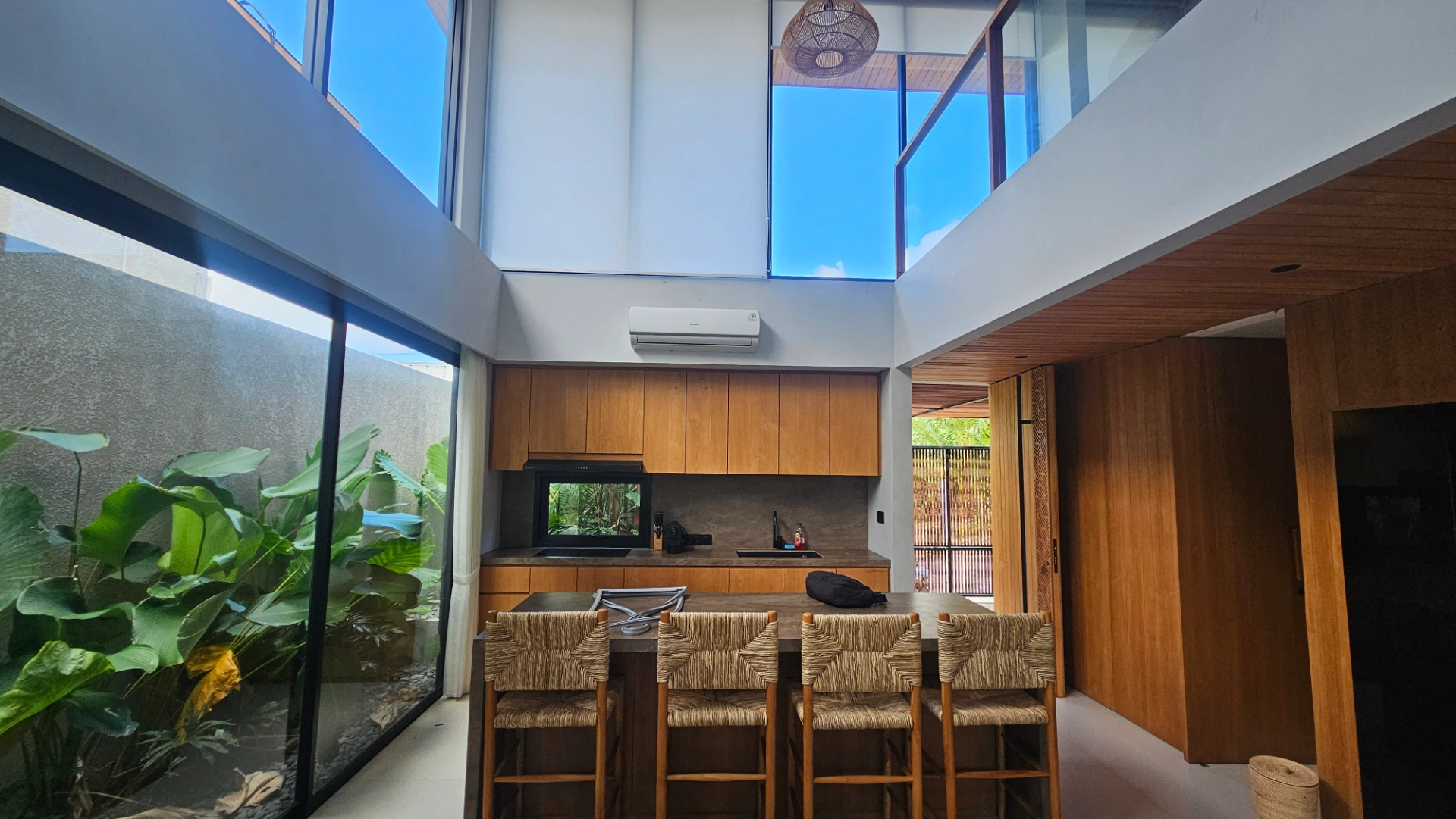 The Jewel (B) (Villas included in this post), 3-bed villa for rent in Pererenan – photo 8 of 15