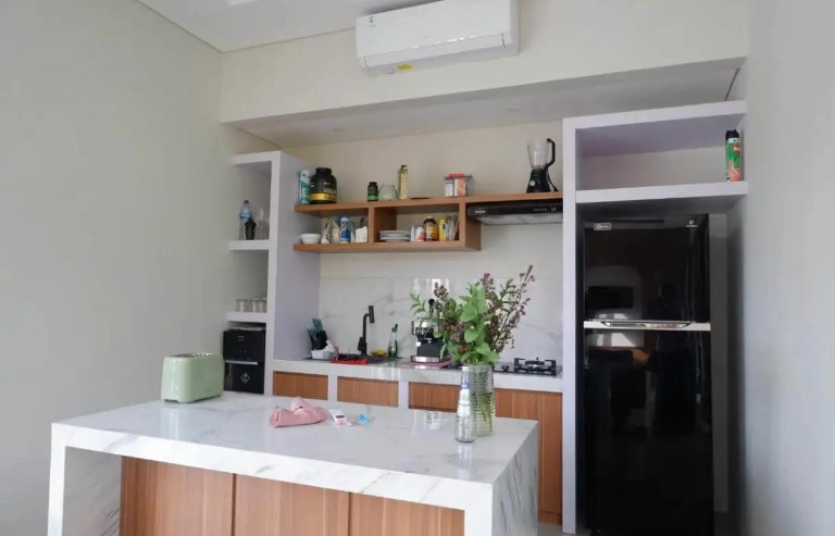 3BR Villa with Big Garden Padonan, Canggu, Quite Area, 3-bed villa for rent in Canggu – photo 2 of 15