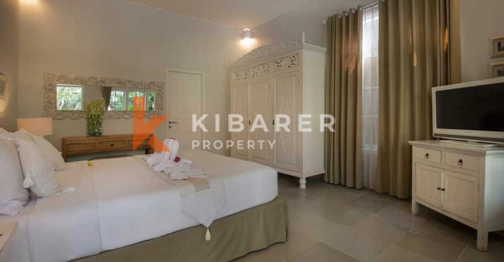 Peacefully Two Bedroom Open Living Villa Nestled in Seminyak, 2-bed villa for rent in Seminyak – photo 3 of 14