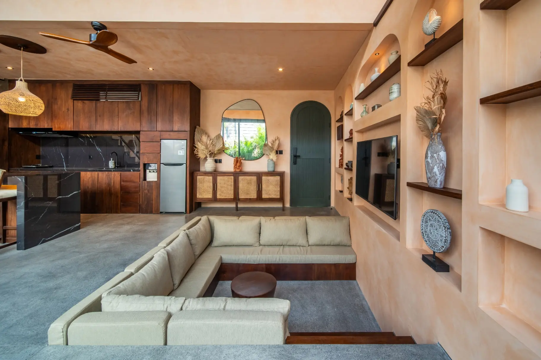 Mystik Lofts - Chic 1BD Loft w/ Private Pool in Pererenan Canggu, 1-bed villa for rent in Canggu – photo 3 of 14