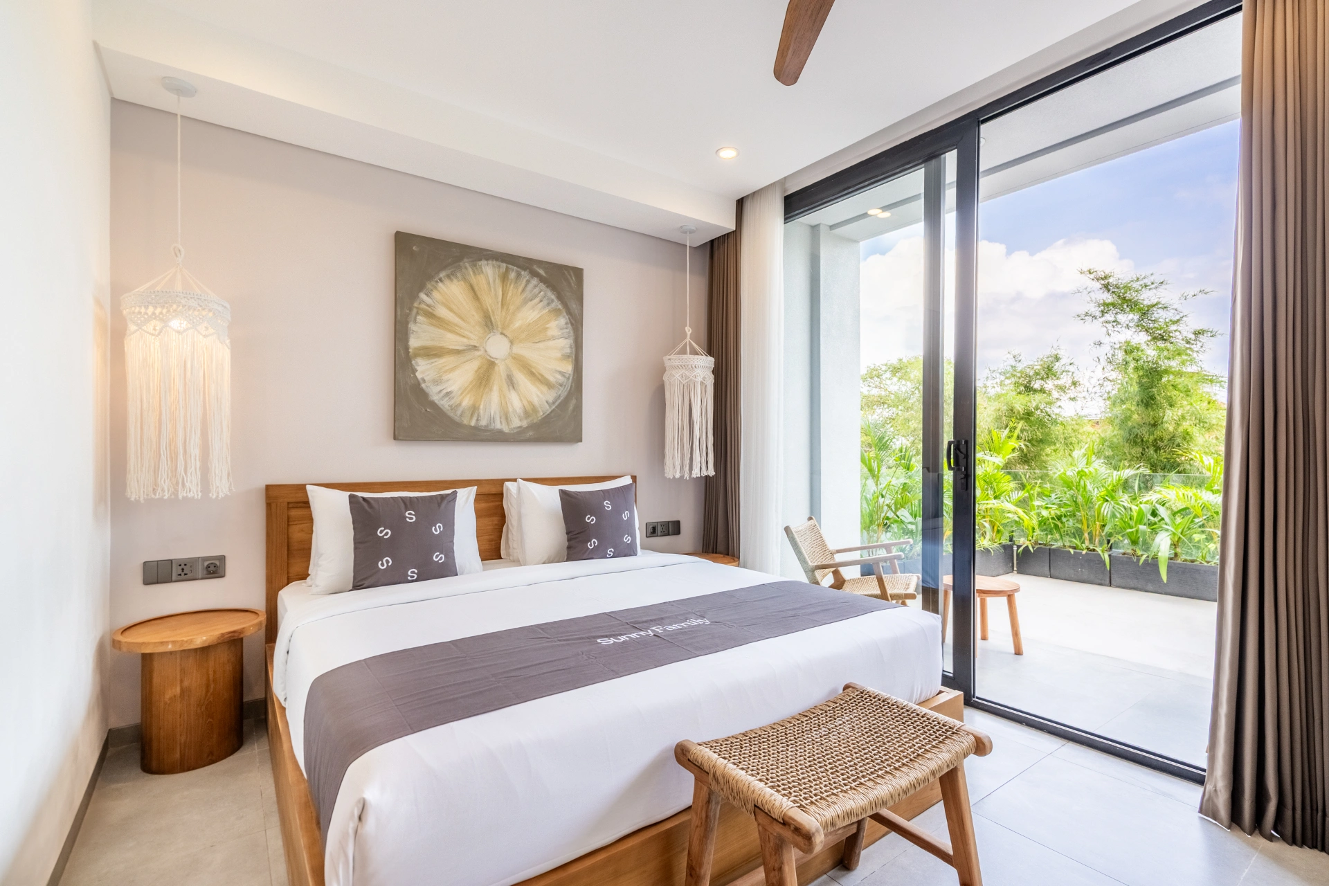 Sunny Muse Balcony - 1 Bedroom Suite with Terrace, 1-bed villa for rent in Canggu – photo 8 of 15