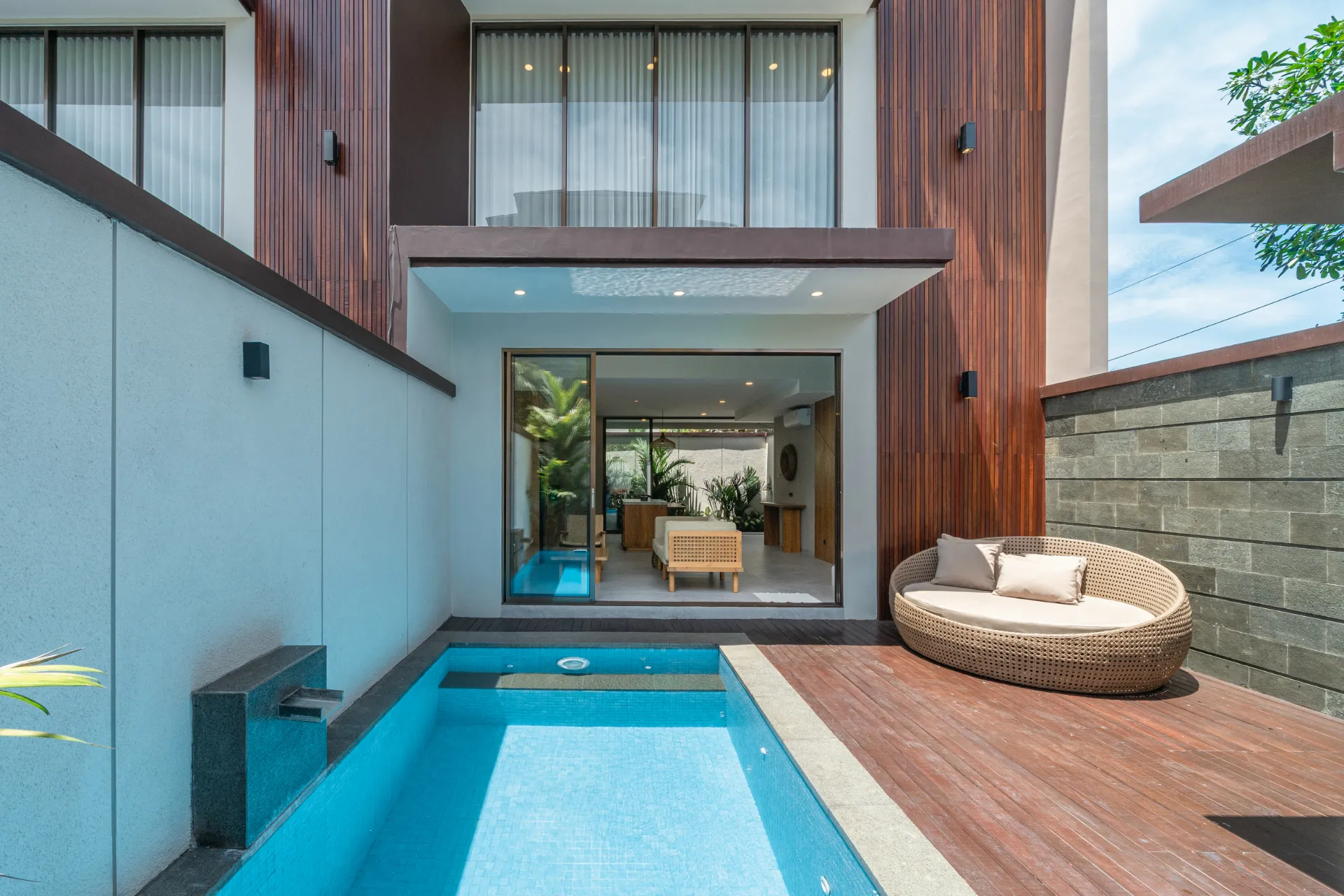 Villa Echo - Brand New Luxury 1-Bedroom Loft Villa next to Echo Beach, 1-bed villa for rent in Canggu – photo 2 of 14