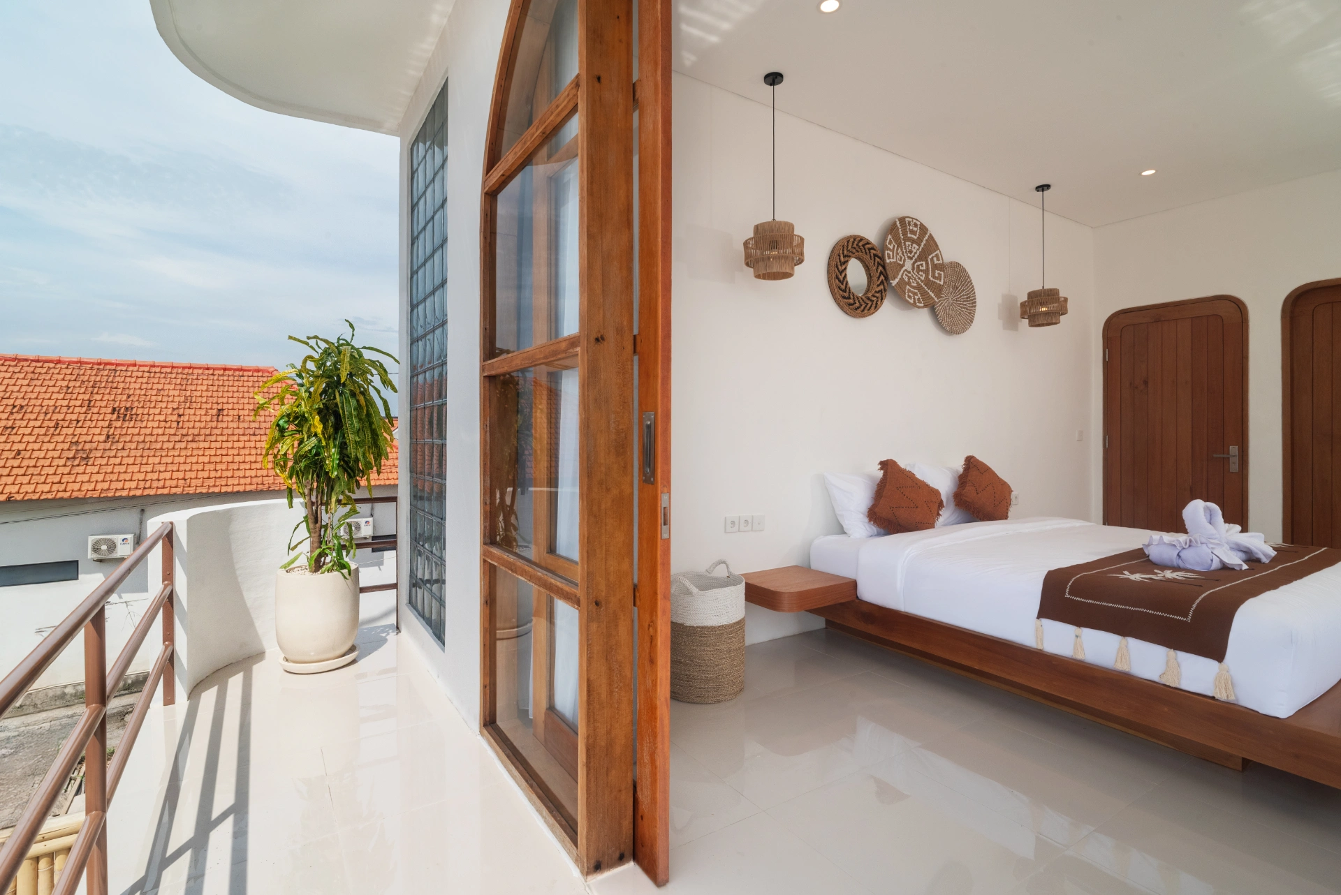 Chic 2BR Villa – Long Term Deal (40m) – Sunken Tv Lounge + Pool in, 2-bed villa for rent in Pererenan – photo 13 of 15