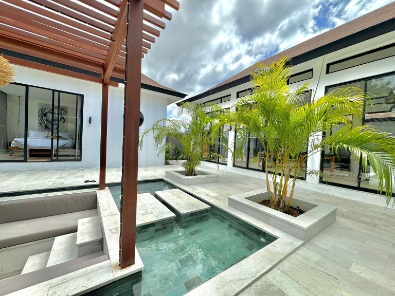 3 Bedrooms Villa in Pecatu for monthly / yearly rental, 3-bed villa for rent in Uluwatu – photo 13 of 15