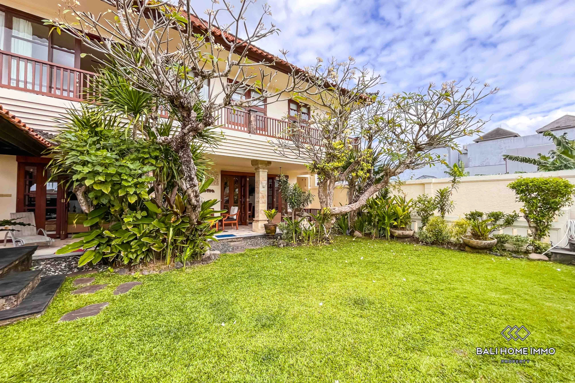 Spacious with Ocean View 3 Bedrooms Villa for Rental in Jimbaran, 3-bed villa for rent in Uluwatu – photo 12 of 12
