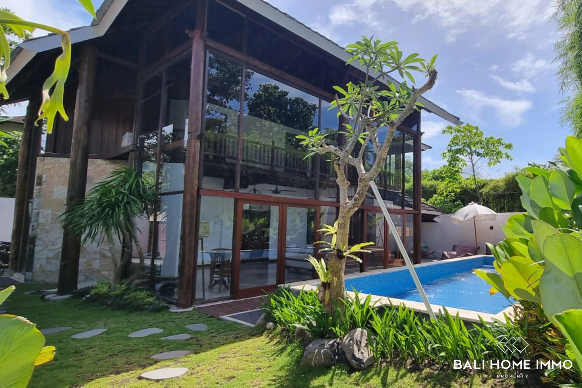 Beautiful 3 Bedroom Family Villa near beach in Bali Canggu Berawa, 3-bed villa for rent in Canggu – photo 3 of 11