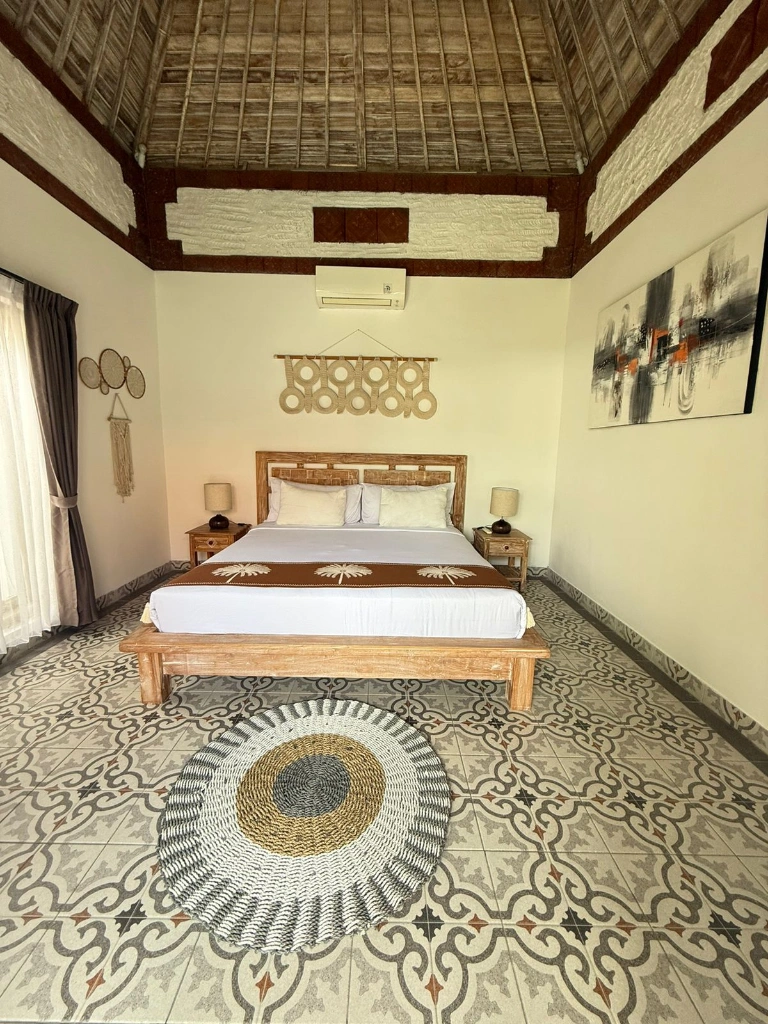 New Renovation 2 BR private Villa in PADONAN – CANGGU, 2-bed villa for rent in Canggu – photo 2 of 14