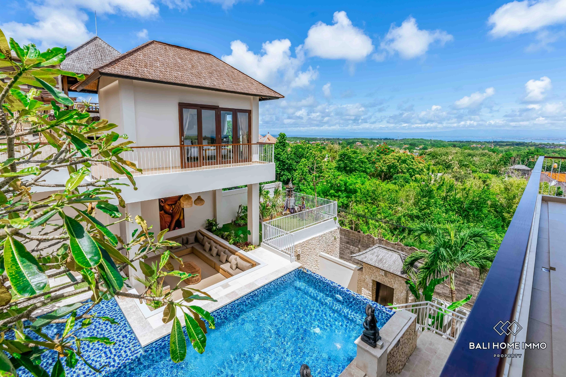 Stunning Ocean View 5 Bedrooms Villa for Rent & Sale in Ungasan, 5-bed villa for rent in Uluwatu – photo 4 of 14