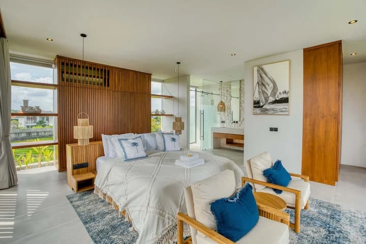 Villa For Rent 5 Bed In Tumbak Bayuh,Badung Bali, 5-bed villa for rent in Pererenan – photo 6 of 15