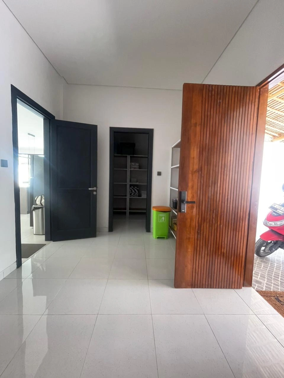 Villa For Rent 3 Bed In Kerobokan,Badung Bali, 3-bed villa for rent in Canggu – photo 11 of 15