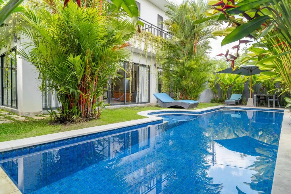 5-BR Premium Villa in Berawa Canggu, 5-bed villa for rent in Canggu – photo 7 of 15