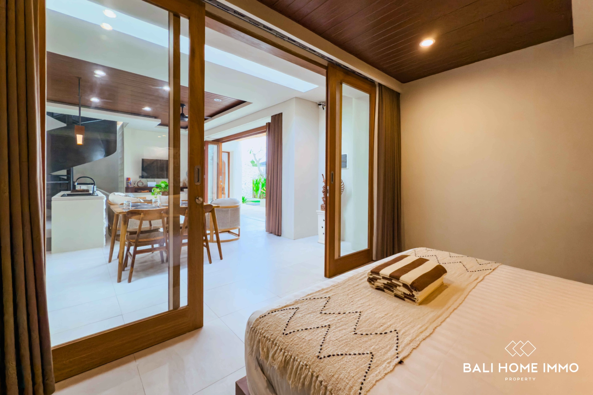 Beautiful 2 Bedrooms Villa for Rent & Sale in Ungasan, 2-bed villa for rent in Uluwatu – photo 12 of 15