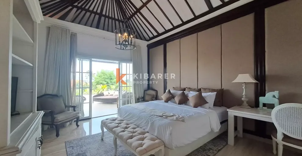 Warmth Three-Bedrooms Villa in Strategic Area of Berawa, 3-bed villa for rent in Canggu – photo 7 of 14