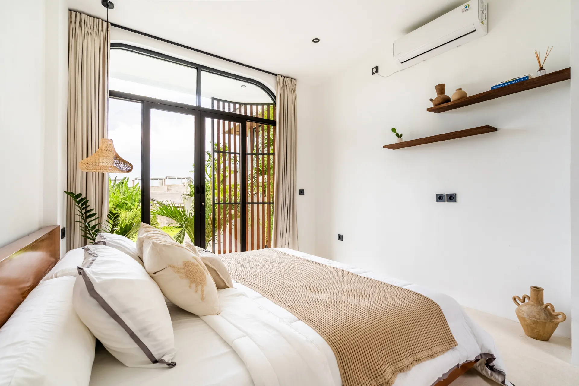 Villa Casa Nalani – Brand New 2 Bedroom Mediterranean Villa in Umalas, 2-bed villa for rent in Canggu – photo 13 of 15