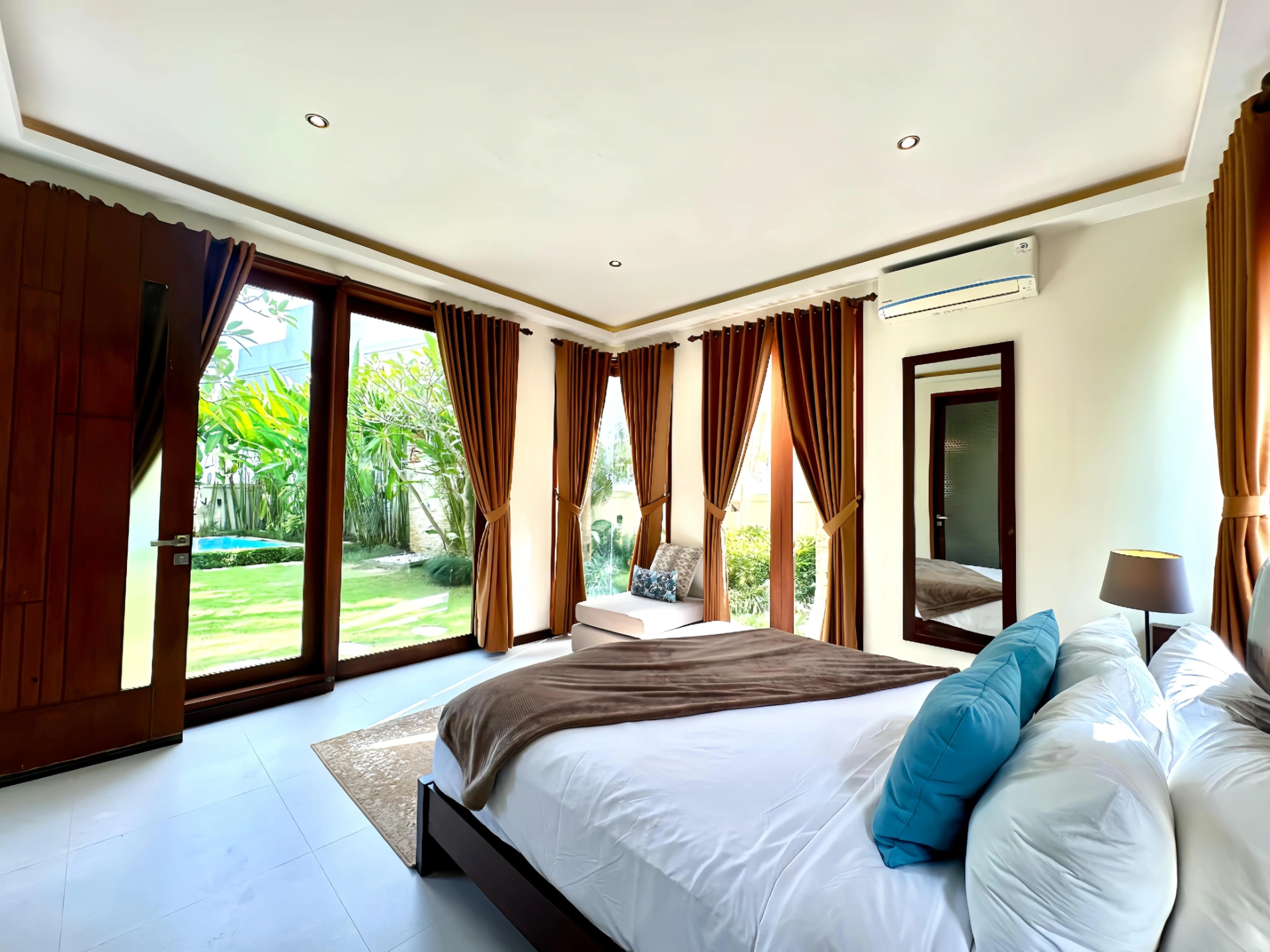 Beautiful 4-bedroom Villa for Rent – Canggu, Padonan, 4-bed villa for rent in Canggu – photo 8 of 15
