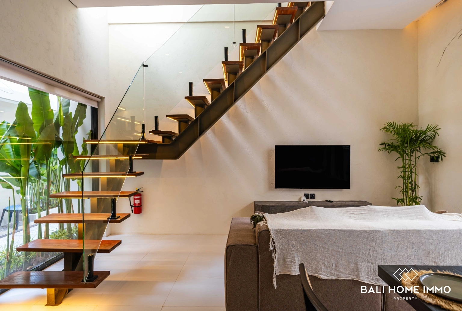 Brand new 1 Bedrooms villa in Bali near Cemagi Beach, 1-bed villa for rent in Seseh – photo 11 of 14