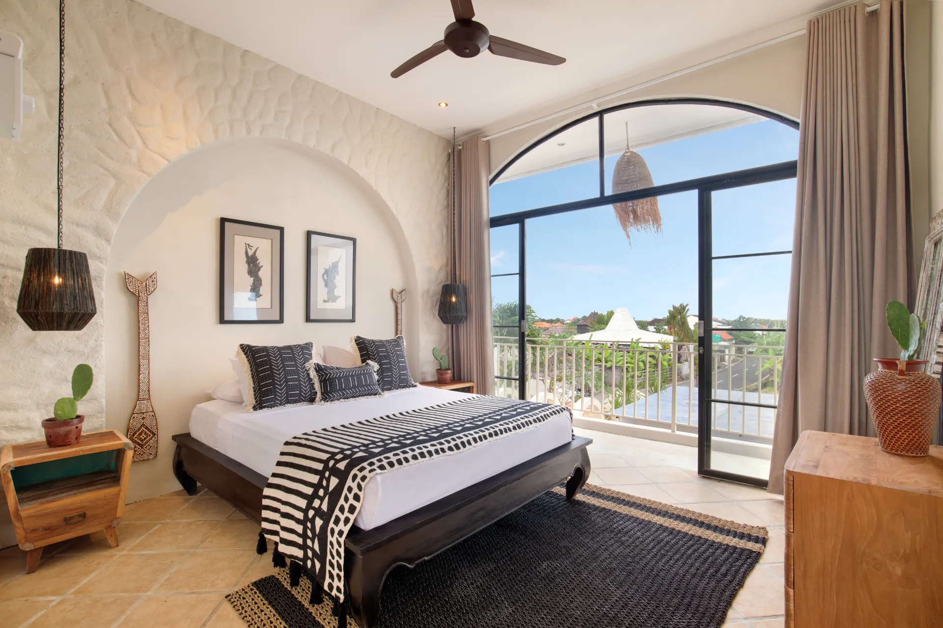 5 Bedroom Canggu Villa w/ private chef - sleeps 16. Experience Ultimate Luxury, 5-bed villa for rent in Canggu – photo 12 of 15