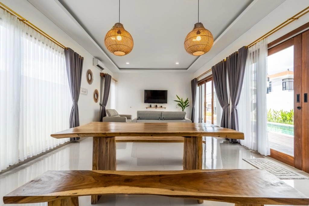 An - Big Villa for Rent in Kutuh Modern Tropical Style, 3-bed villa for rent in Nusa Dua – photo 10 of 13