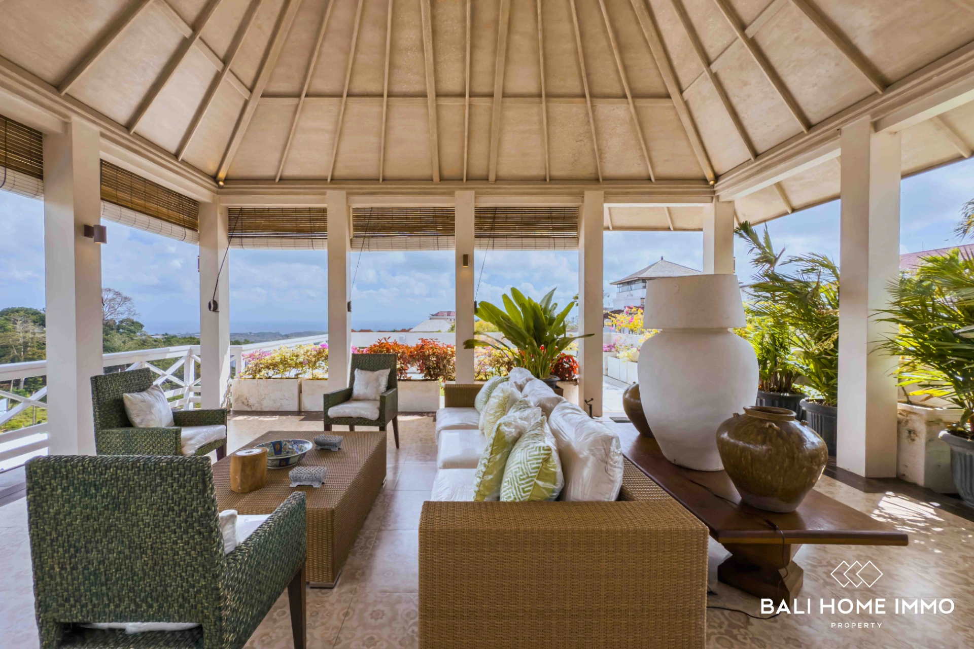Ocean View 4 Bedroom Villa for Rent & Sale Freehold in Ungasan, 4-bed villa for rent in Uluwatu – photo 2 of 15