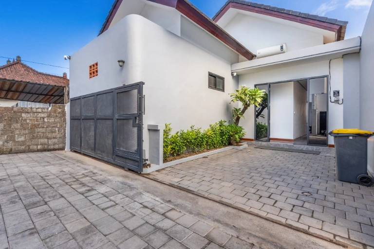 *2BR Villa Brand New at Sanur, Batur sari* All new development, 2-bed villa for rent in Sanur – photo 5 of 13