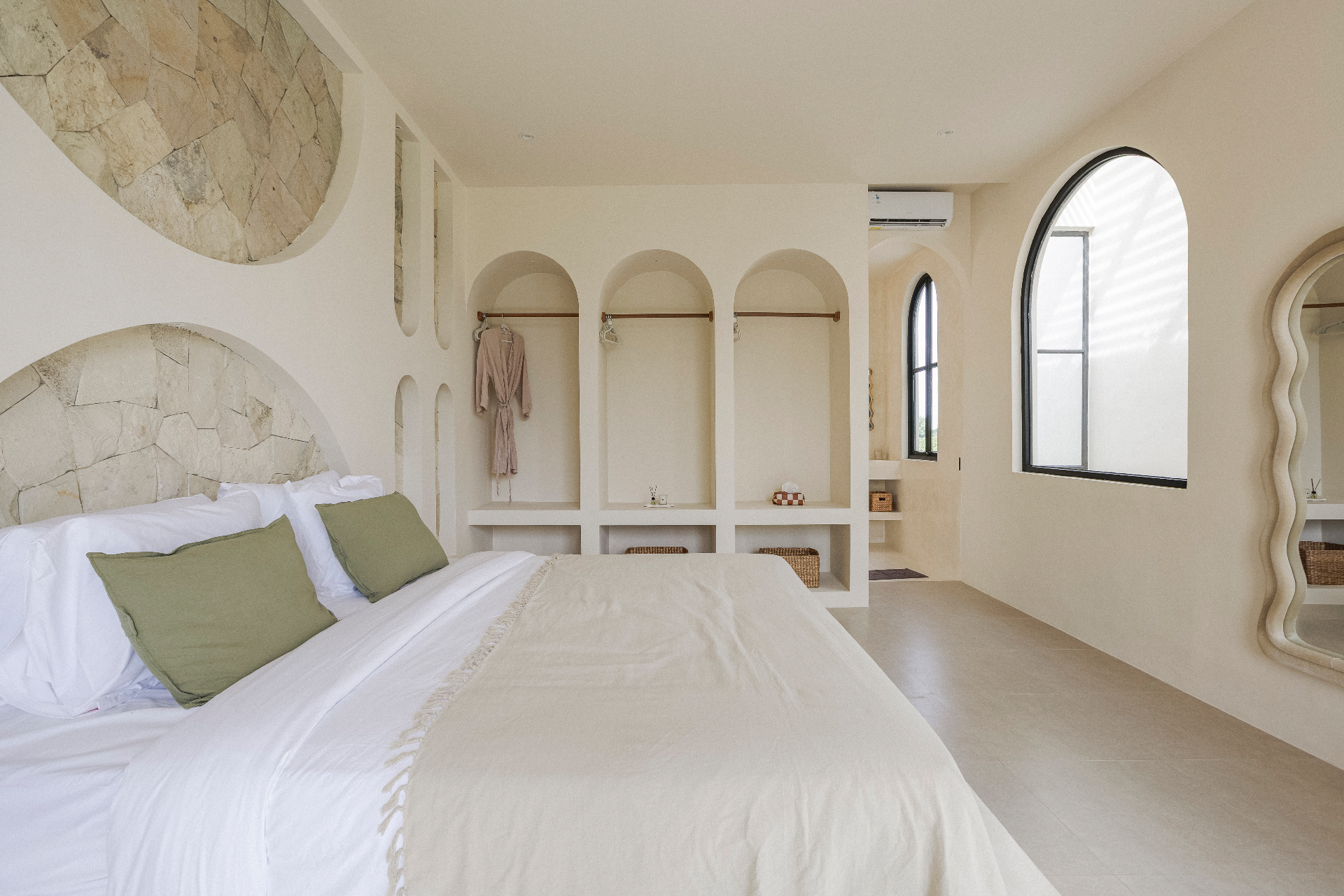 Aesthetic Meditteranean villa Canggu, 2-bed villa for rent in Canggu – photo 4 of 15