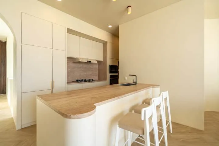 Villa For Rent 4 Bed In Jalan Bingin,Uluwatu Bali, 4-bed villa for rent in Uluwatu – photo 2 of 15