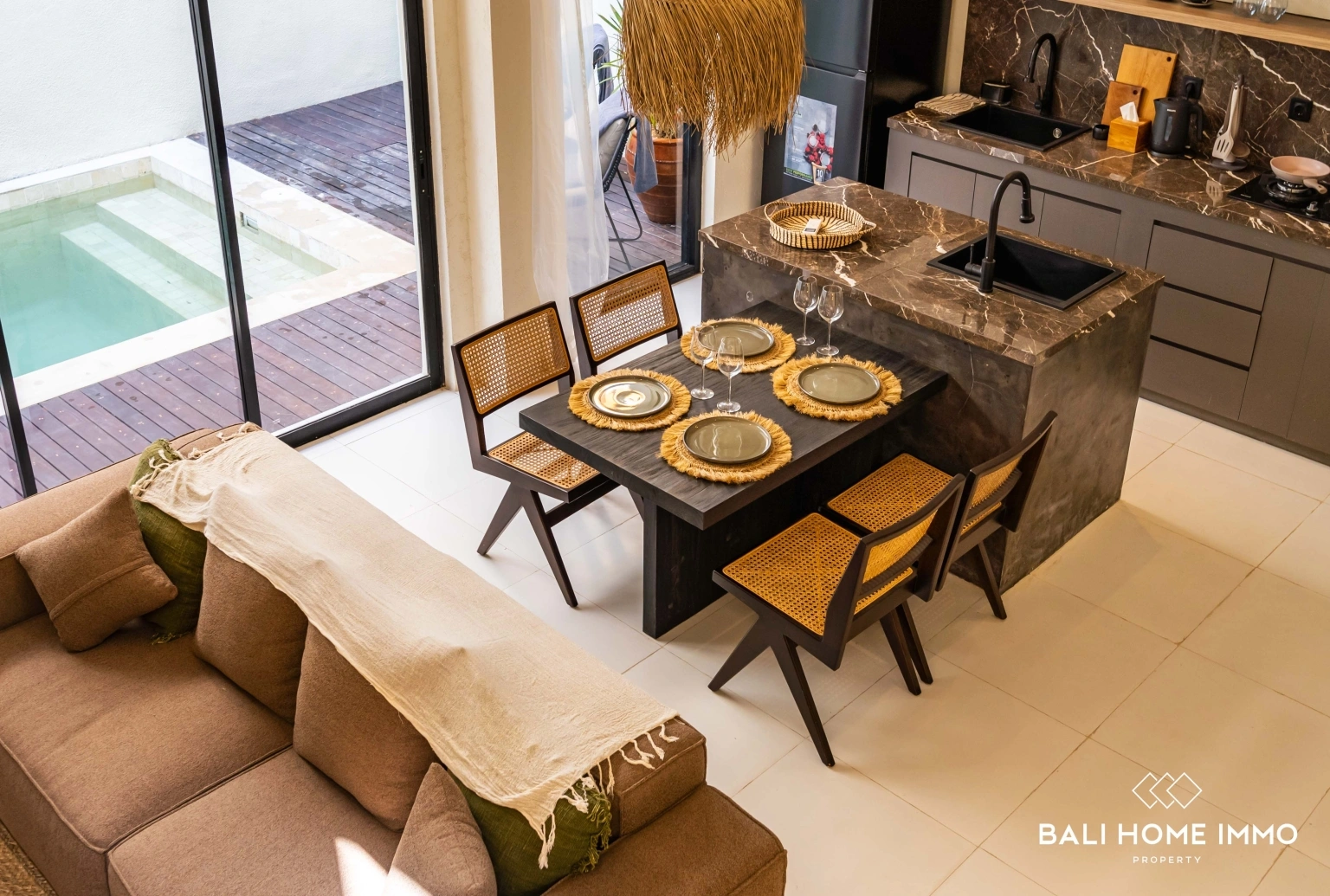 Brand new 1 Bedrooms villa in Bali near Cemagi Beach, 1-bed villa for rent in Seseh – photo 2 of 14
