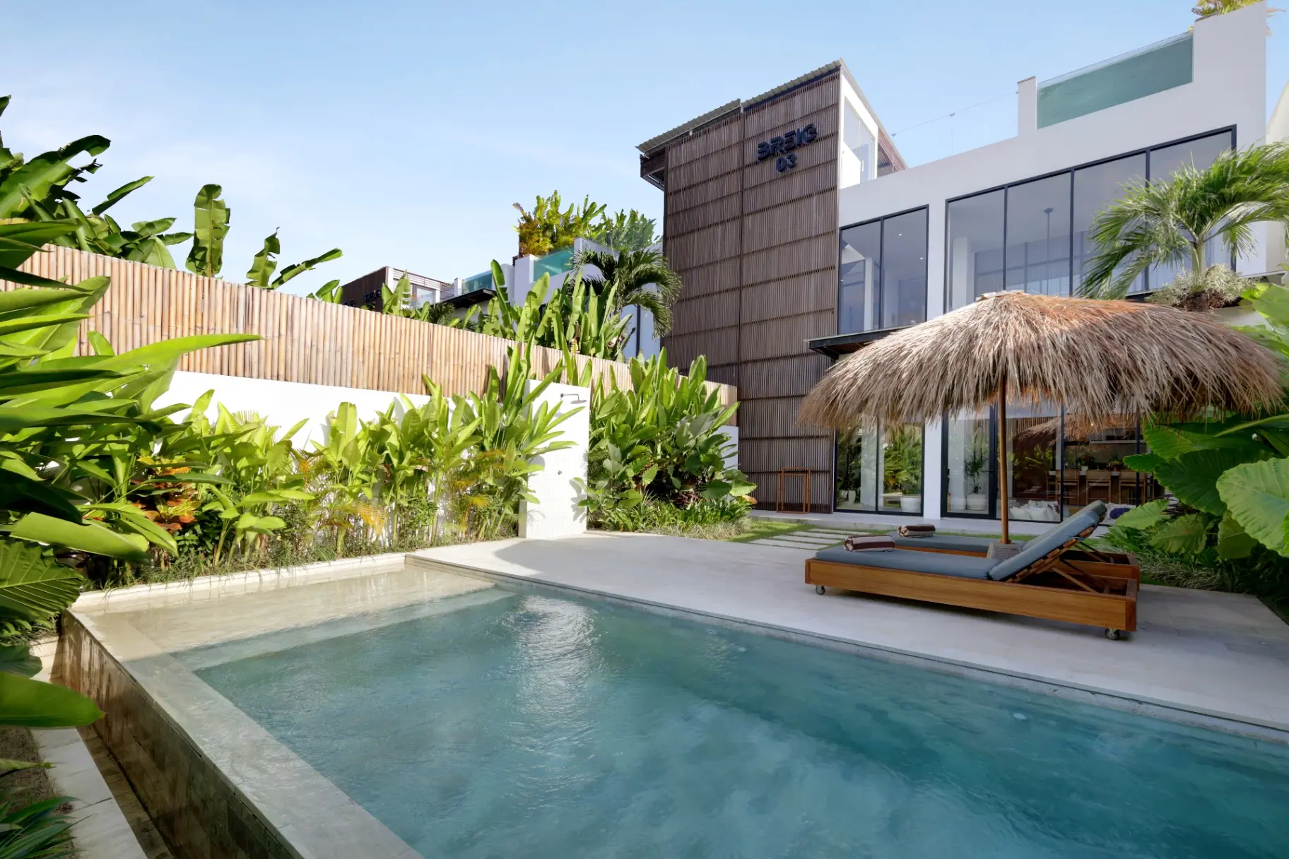 3BR Aquamarine Villa II Canggu Batu Bolong/rooftop pool/garden/central Canggu!, 3-bed villa for rent in Canggu – photo 3 of 15