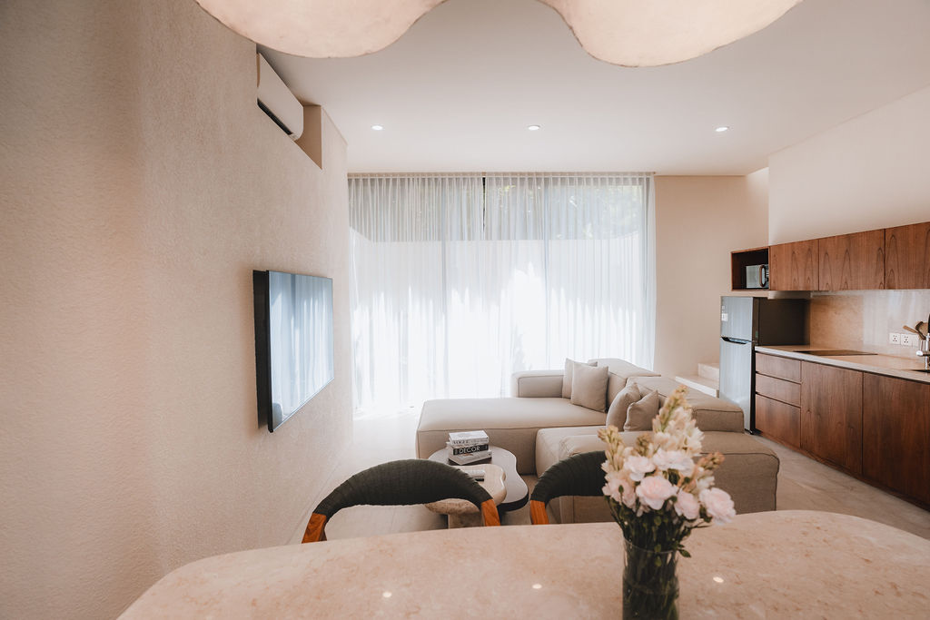 Considered 1BR Apartment w/ Home Office and Sunset Views, 1-bed villa for rent in Canggu – photo 9 of 15
