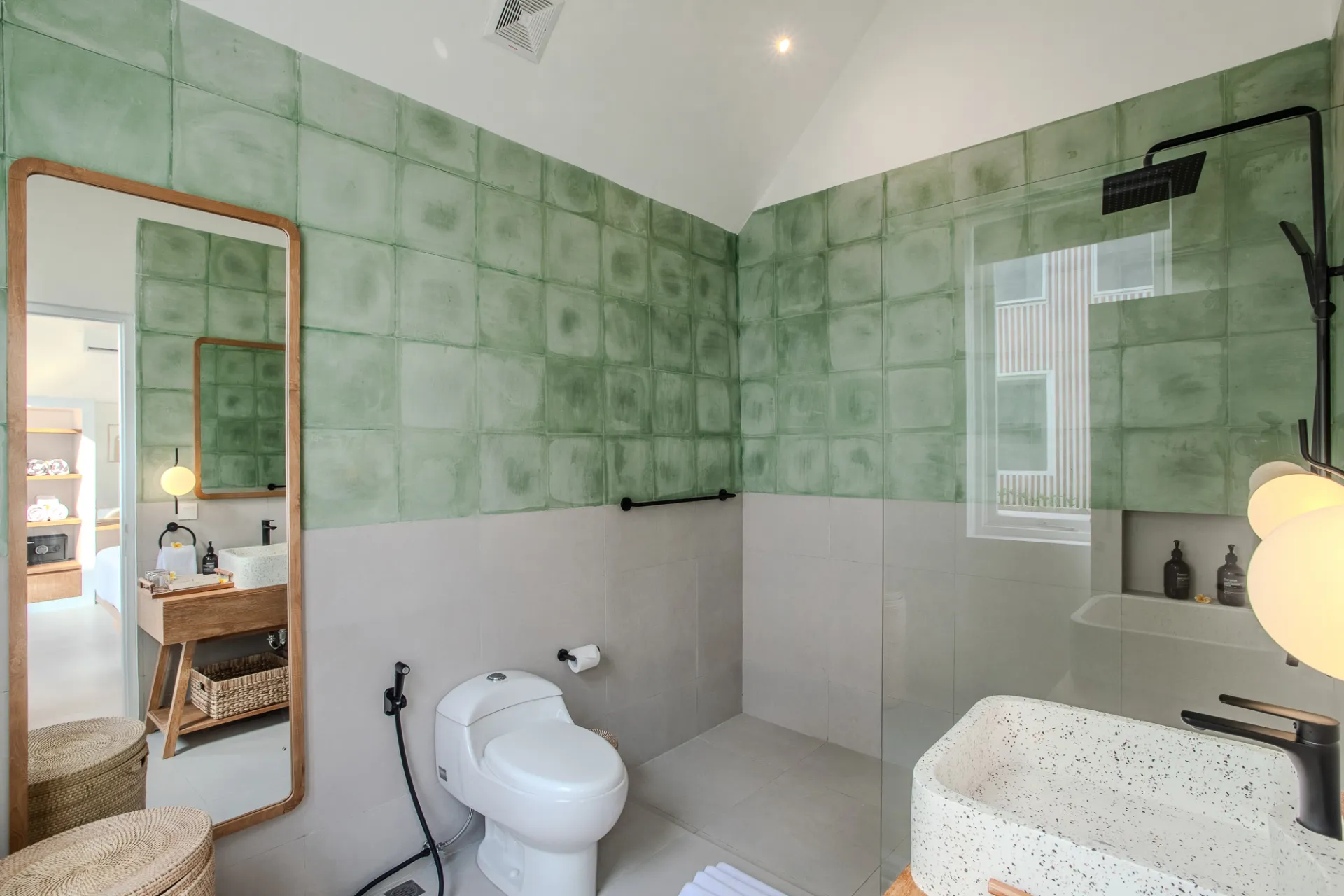 Modern 2 Bedrooms Villa in Cemagi, 2-bed villa for rent in Seseh – photo 15 of 15